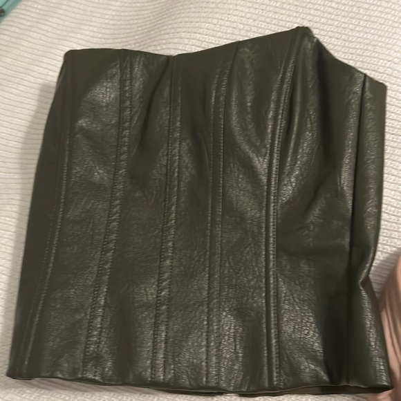 Green corset top - Picture 1 of 4